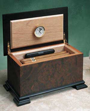 How to Finish a Humidor?