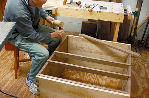 Chiseling drawer rail dovetails in Queen Anne highboy