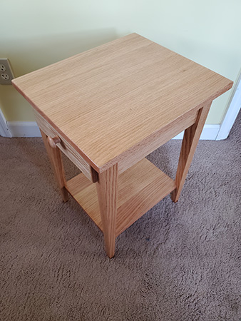 End table to go next to recliner
