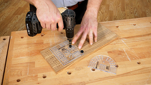 Creating a cribbage board using Rockler cribbage board drilling template