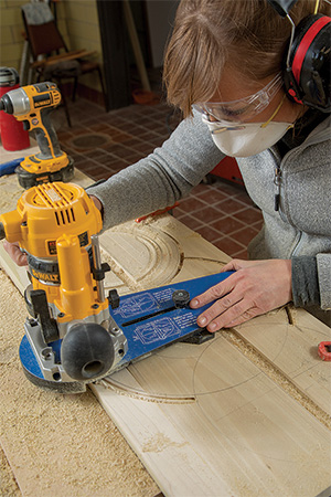 Setting up router jig for cutting circles