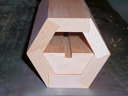 Rolling pin core in sleeve