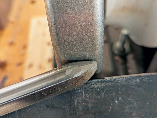 Rounding Gouge Heels