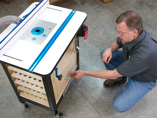 VIDEO: Build a Router Table Organization Cabinet