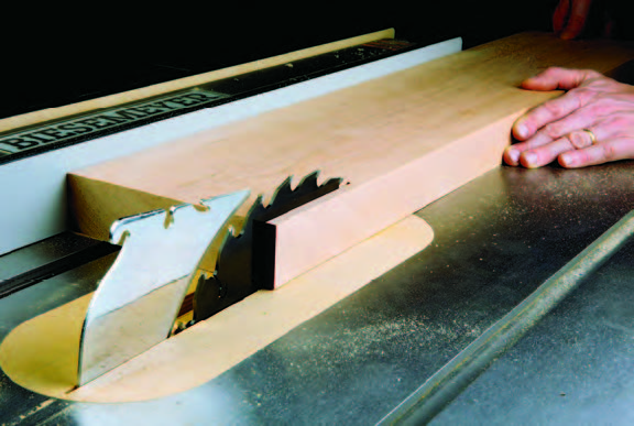 Dedicated ripping blades (left) and blades designed for composites, melamine or plastic (right) can be helpful, but they aren’t must-haves for many hobbyist woodworkers.