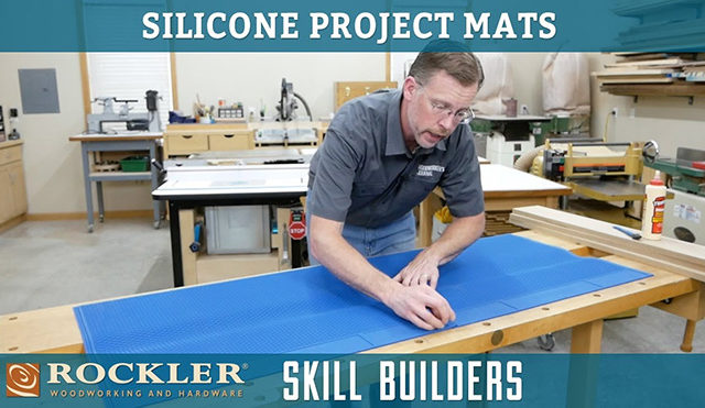 Using a silicone work mat