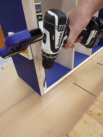 Securing bookcase panels with pocket hole screws