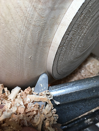Rounding out area around bowl foot