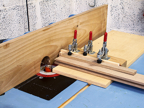 Cabinet corner cutting jig