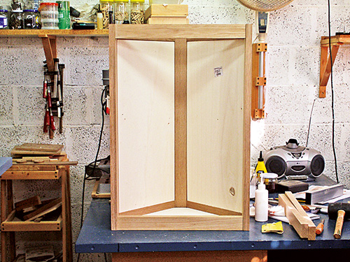 Dryfitting corner cabinet casework