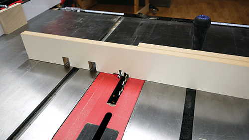 Setting up shelving slat cuts with crosslap jig