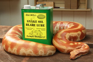 Slick Willy’s® Snake Oil Blade Lube