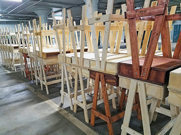 Desks built for charity in Minnesota