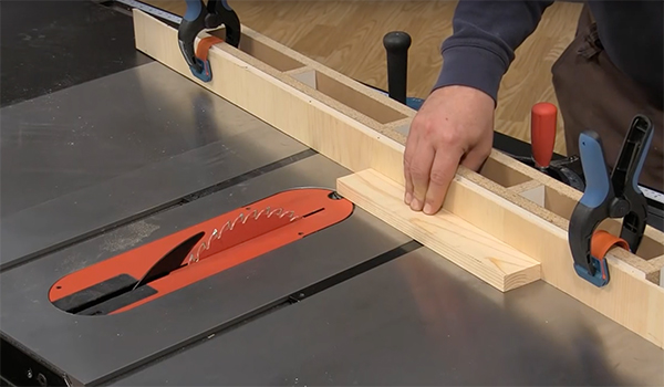 Table Saw Crosscut Jig Tip