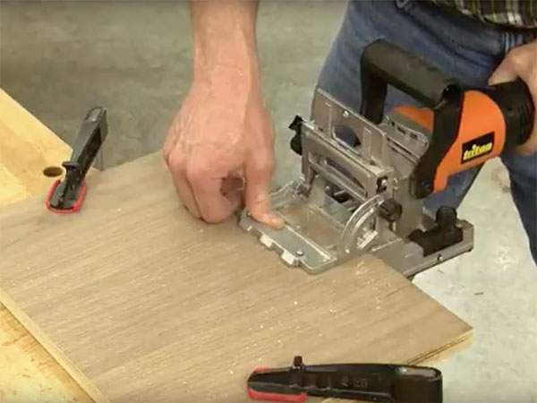 VIDEO: Strong and Simple Dowel Joints with Triton Doweling Joiner