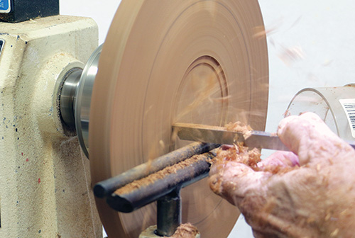 Cutting interior section of trivet for cork base