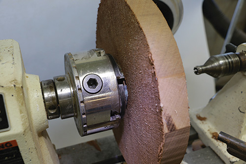 Attaching trivet blank to scroll saw jaw chuck