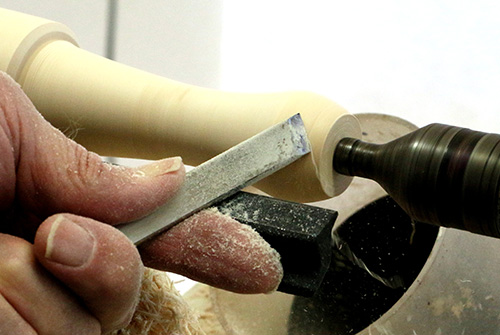 Shaping the end of a mallet handle