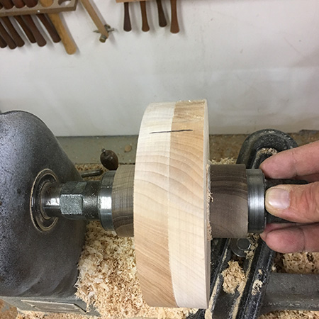 Marking grain alignment point on hourglass base blanks