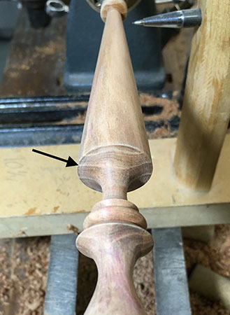 Positioning wood for proper grain direction blade