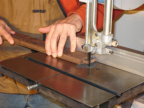 Cutting cherry tenon wedge slots for country table in band saw