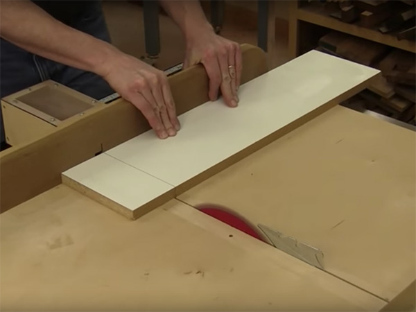 VIDEO: Why Use a Table Saw Crosscut Sled