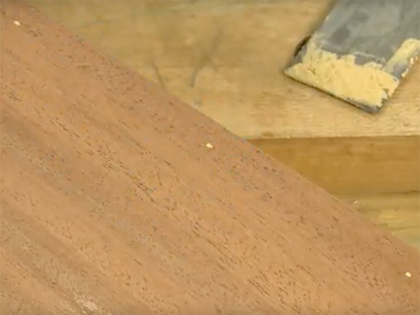 VIDEO: A Cleaner Way to Putty Nail Holes