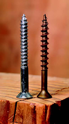 A traditional tapered screw’s (left) threads and shank are the same diameter; a production screw’s threads are larger.