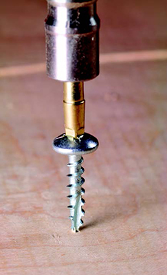 The sharp Type 17 auger point found on most production screws enables the screw to quickly penetrate most woods without the need for a pre-drilled pilot hole.