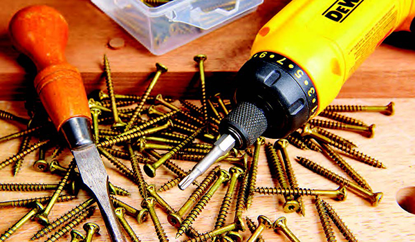 What kind of screws for wood? Choosing the best wood screw for projects