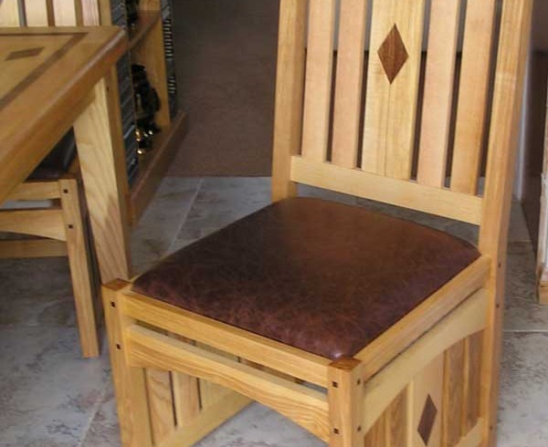 arts & crafts chairs