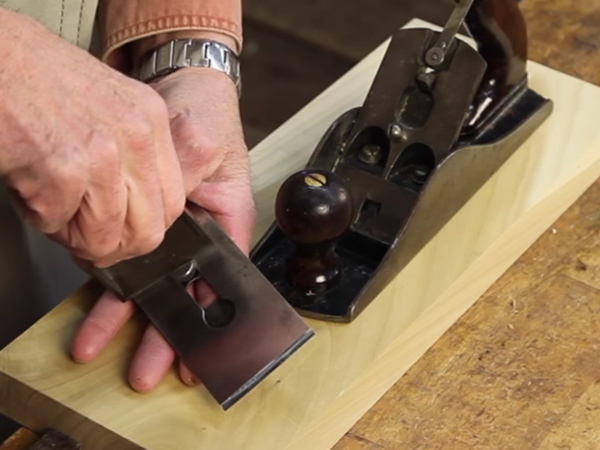 VIDEO: Assembling and Adjusting Hand Planes