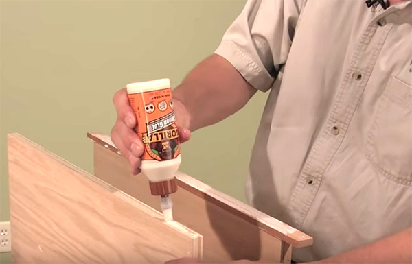 Tip for Attaching Solid-Wood Edging to Plywood