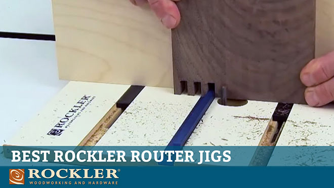 Cutting box joints with router jig