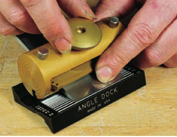 The angle dock that comes with the Sharp Skate III is used to set the blade to be honed at a precise angle. 