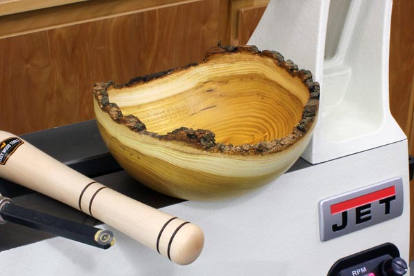 Turn a Natural-Edge Green-Wood Bowl